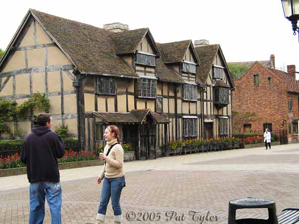 Shakespear'sBirthplace-050405-615p