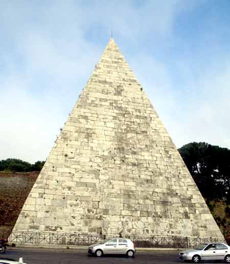 CestiaPyramid-2-042605-910a