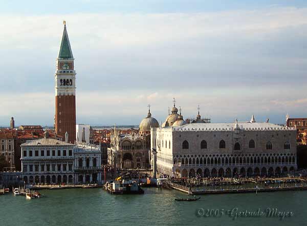 San Marco Campanile & Doge Palazzo - 050905-551p