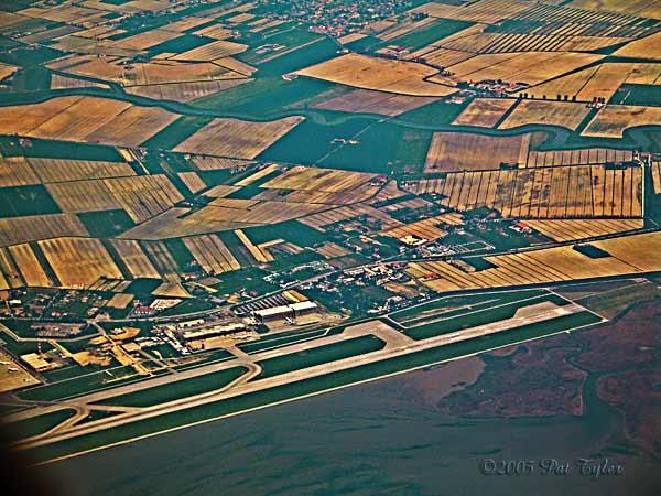 FromPlane-050205-1152a